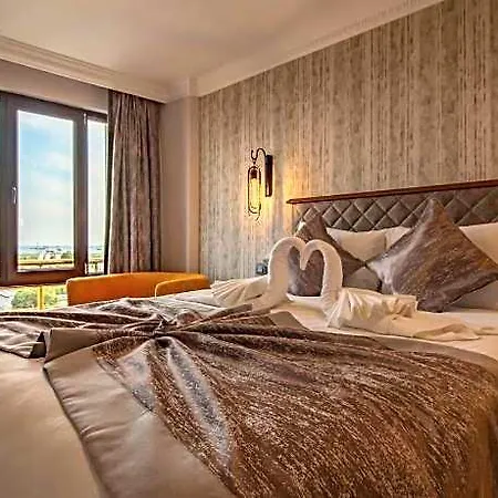 Avrasya Port Hotel 3*
