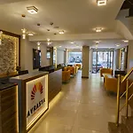 Avrasya Port 3*